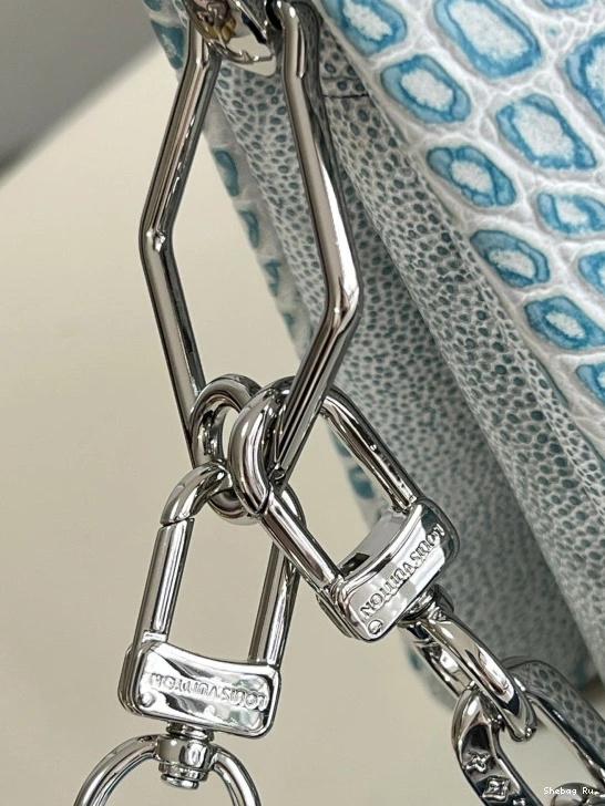 LOUIS PM-26*20*12cm COUSSIN VUITTON 0802